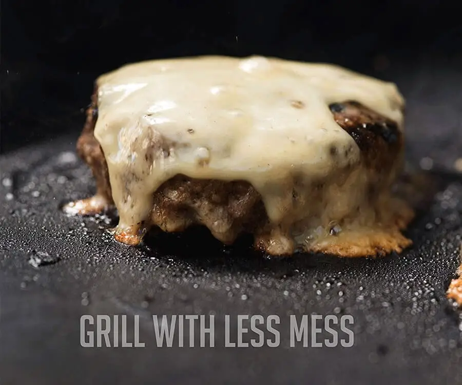 #33 cool gimmicks for men: BBQ Grill Mat