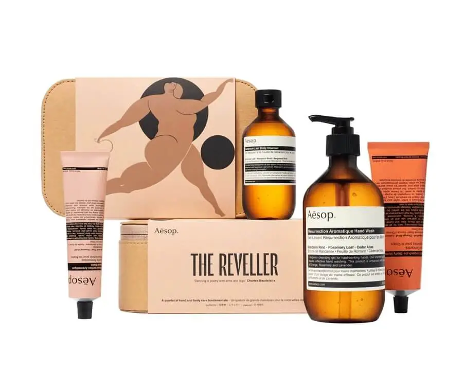 #19 beauty & makeup gift sets for her: the reveller gift set