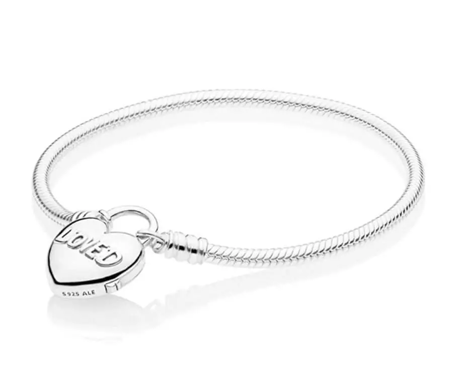 #4 best valentines gifts for her: Padlock Bracelet