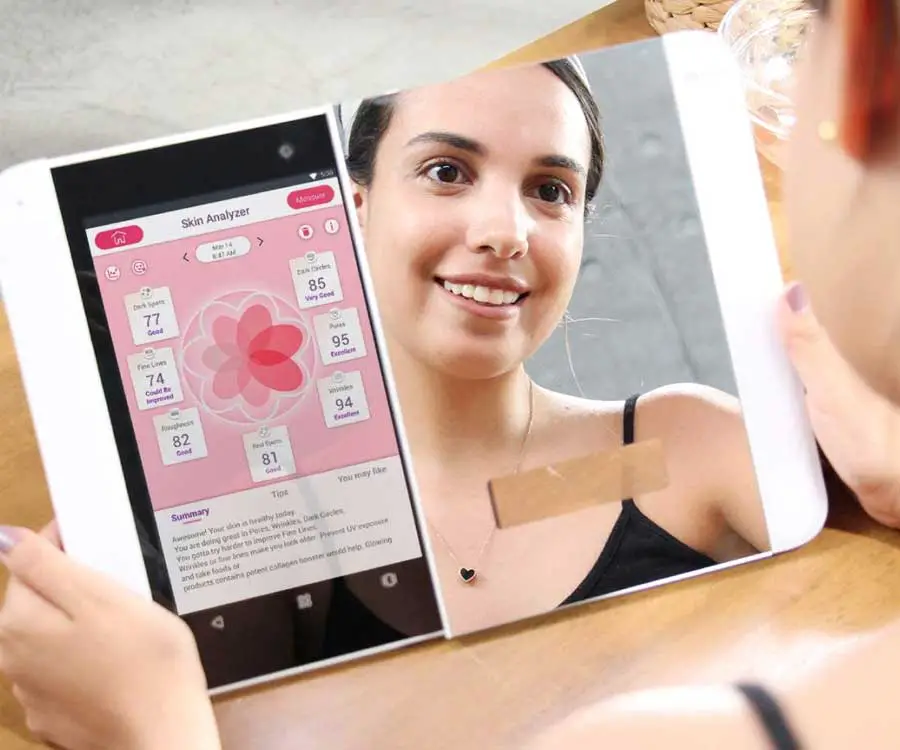 #19 best tech presents for her: Smart Makeup Mirror